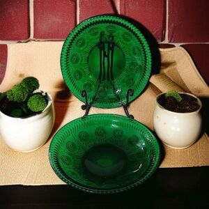 2 Pioneer Woman Adeline Glass Bowls Translucent Emerald Green Soup Cereal Vtg